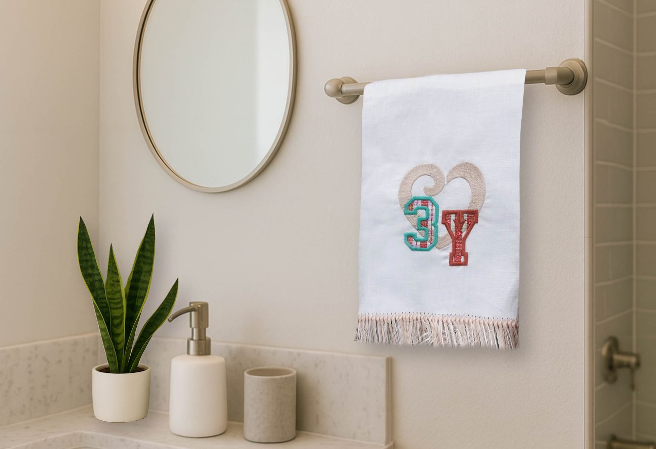3Y Heart Linen Guest Towel
