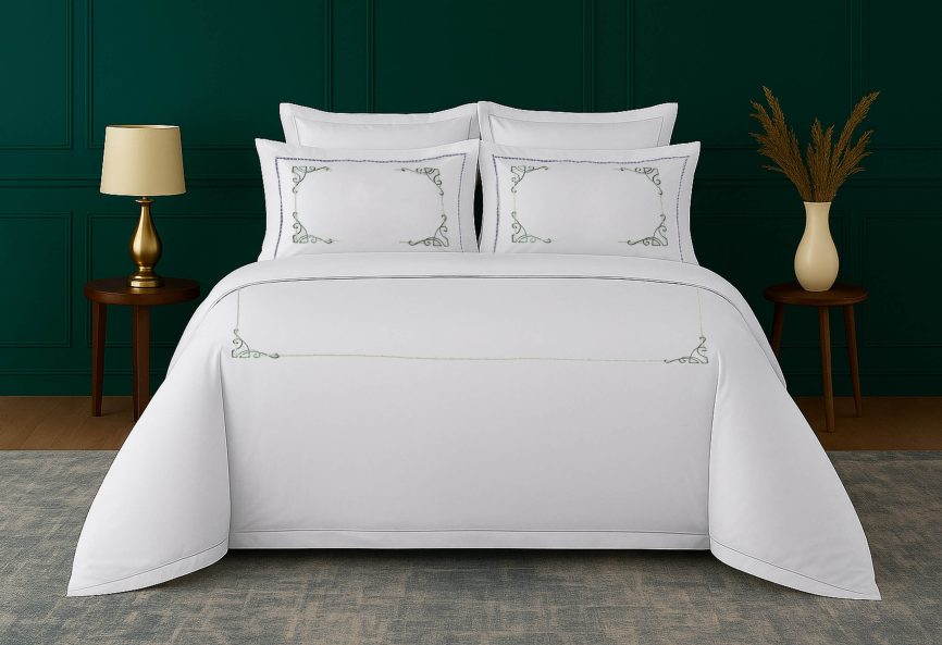 Elegant Ivy Border Duvet Covers