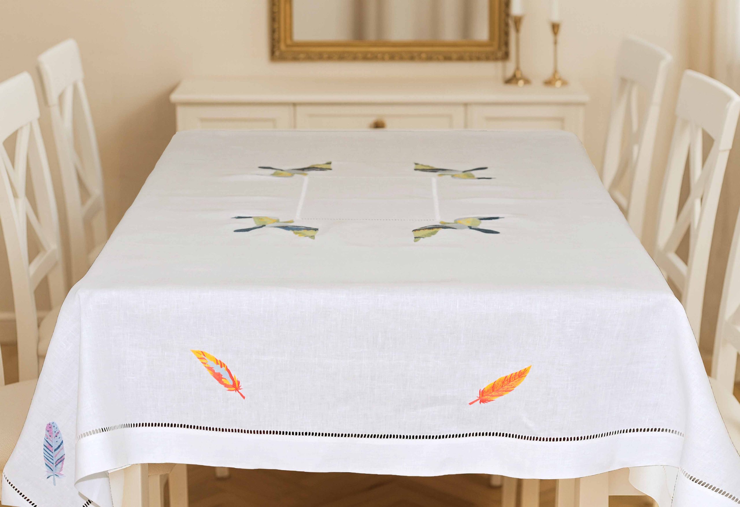 Birds & Feathers Linen Tablecloth
